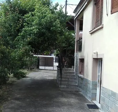 Popi Prázdninový dům
